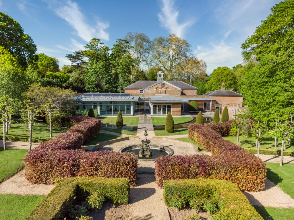 57-London-Mansion-Garden-Film-Video-Shoot-Location-Space-Wedding-Venue-scaled